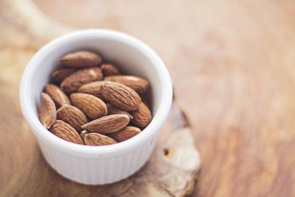 Almendras por potencia